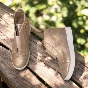 MIA Gracey metallic ankle boots girl’s booties shoes size 5